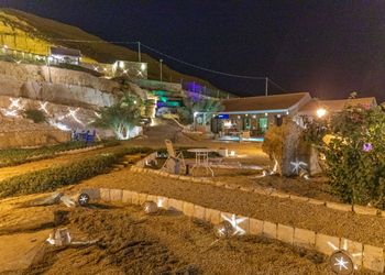 منتجع فندقي بركن شواء 