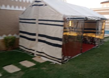 شاليه بجلسة خارجية ومسبح 