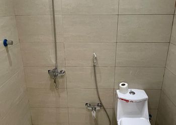 استديو بسرير ماستر وجلسة جانبية 