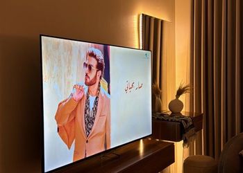 استديو بسرير ماستر وجلسة جانبية 