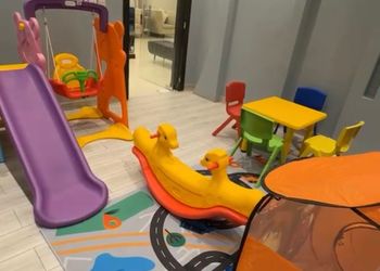 شاليه بمسبح بألعاب مائية وجلسات