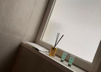 استديو مودرن وأثاث مريح