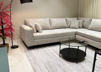شقة بدخول ذاتي وتصميم أنيق 