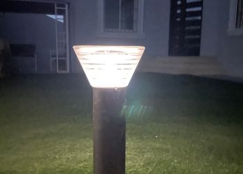 شاليه بجلسة خارجية وألعاب مائية 