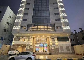 شقة بغرفتين نوم وأثاث مريح