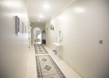 شاليه بإطلاله على البحر