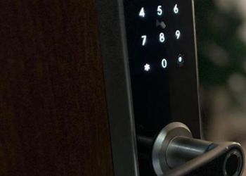 استديو بدخول ذاتي وسرير مريح