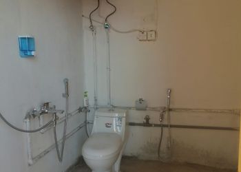 مزرعه كبيره وجميله بقسمين