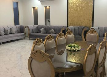 شاليه بمسطح اخضر وجلسة خارجية 