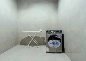 شقة بغرفتين نوم وصالة