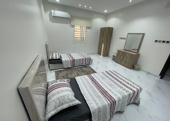 فيلا بثلاث غرف نوم وصاله انيقة 