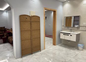 شقة بغرفتين نوم وصالة 
