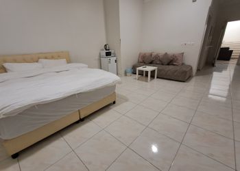 استديو بسرير ماستر ودخول ذاتي