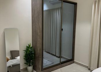 استديو بسرير ماستر وبلكونه