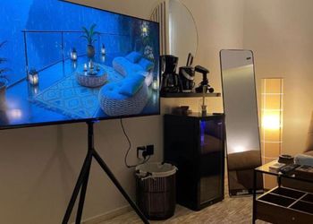 استديو بسرير ماستر وجلسة جانبية