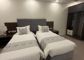 استديو هادئ بسريرين فردية