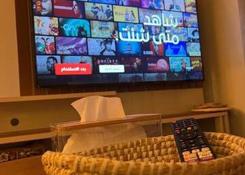 شقة مودرن بصالة وثلاث غرف نوم 
