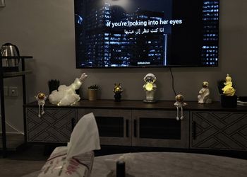 استديو بسرير ماستر وجلسة 