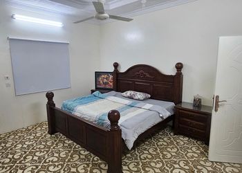 استراحة بمجالس واسعة وألعاب أطفال 