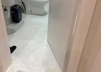شقة بغرفتين نوم وصالة 