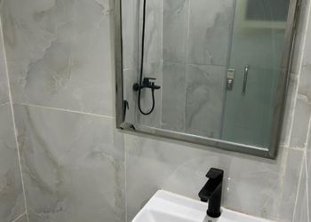استديو بسرير ماستر وجلسة جانبية