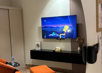 استديو بسرير ماستر