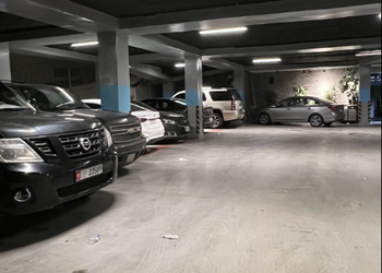 استديو بسرير ماستر وأثاث مريح 