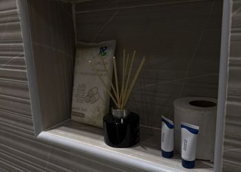 استديو هادئ بدخول ذاتي 