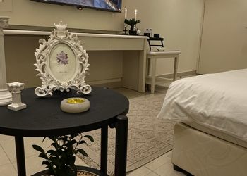 استديو هادئ بسرير ماستر 