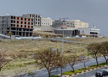 شقة بغرفتين نوم وصالة 
