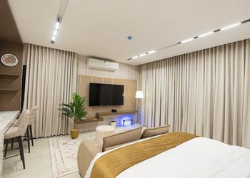 استديو بسرير ماستر