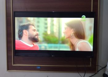 استديو بسرير ماستر وأثاث مريح 