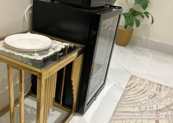 استديو بسرير ماستر وجلسة جانبية