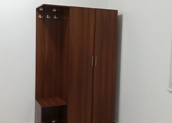 شقة بغرفة معيشة وغرفة نوم 