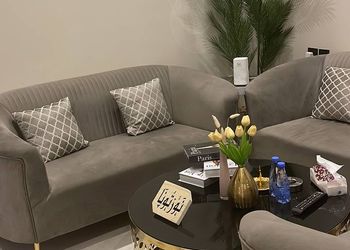 شقة بغرفة معيشة وغرفة نوم 
