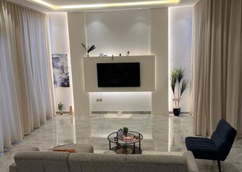 استديو هادئ بسرير ماستر 