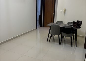 شقة بغرفتين نوم وصالة