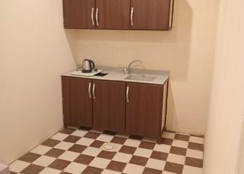 استديو بسرير ماستر وجلسة جانبية