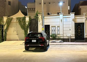 استديو هادئ بسرير ماستر 