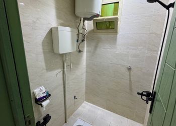 شقة بغرفة معيشة وغرفة نوم 