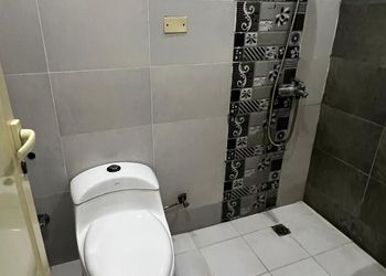 شقة بغرفتين نوم وصالة مريحه 