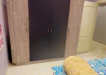 شقة بغرف نوم وصالة 