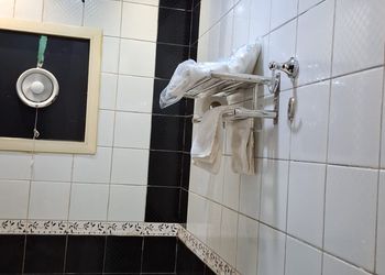 شقة بصالة وغرفة نوم