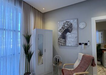 استديو بتصميم هادئ ودخول ذاتي