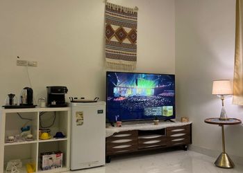 استديو هادئ بدخول ذاتي 