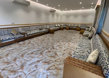 استراحة بمسطح اخضر و العاب اطفال