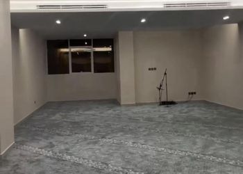 شقة بغرفة معيشة وغرفة نوم 