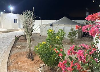 استراحة بمجالس وفناء خارجي
