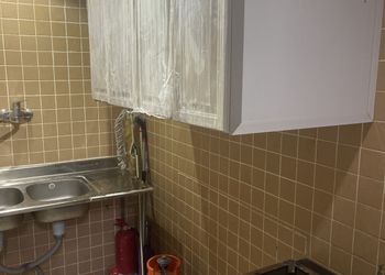 استراحة بصالة جلوس وفناء خارجي
