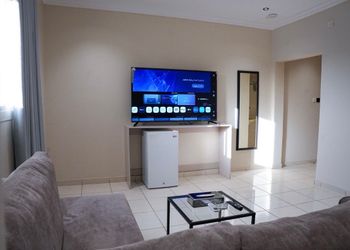 استديو هادئ بسرير ماستر 